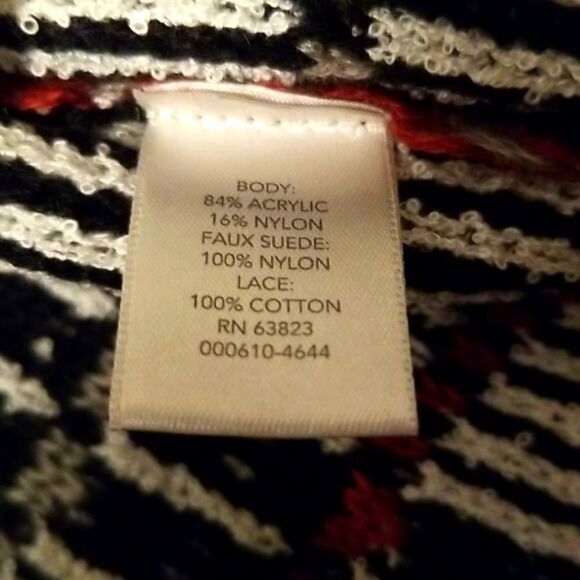 CJ Banks Gray Sweater with Maroon Lines & Black Trim & Fringe at Bottom, Sz 2X - Picture 6 of 6